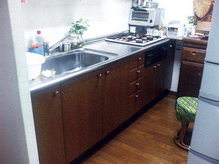 090423tomomura-kitchen-before.jpg