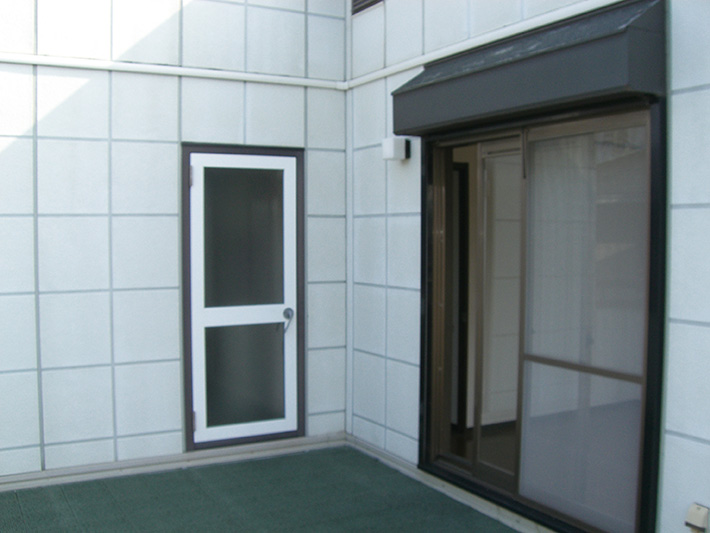 081125-seitoku-beranda-before.jpg