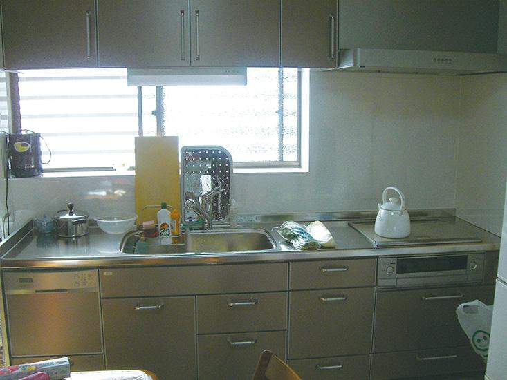 081126aoki-kitchen-after.jpg