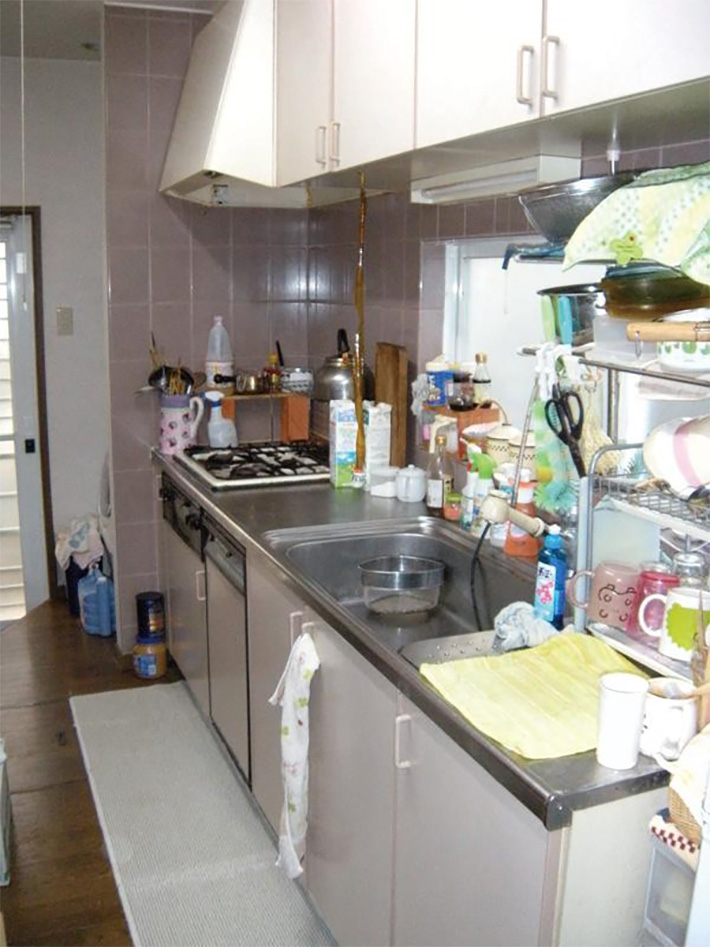 110112kaenda-kitchen-before-1.jpg