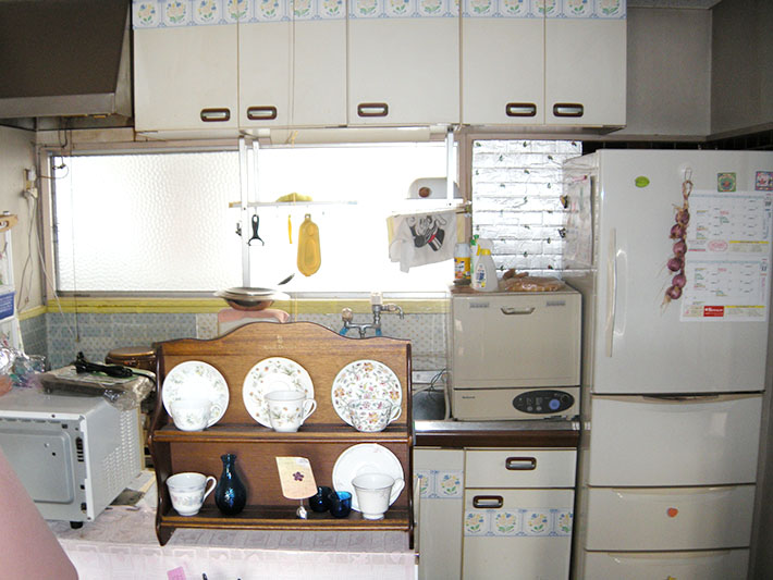 20130116ito-kitchen-before.jpg