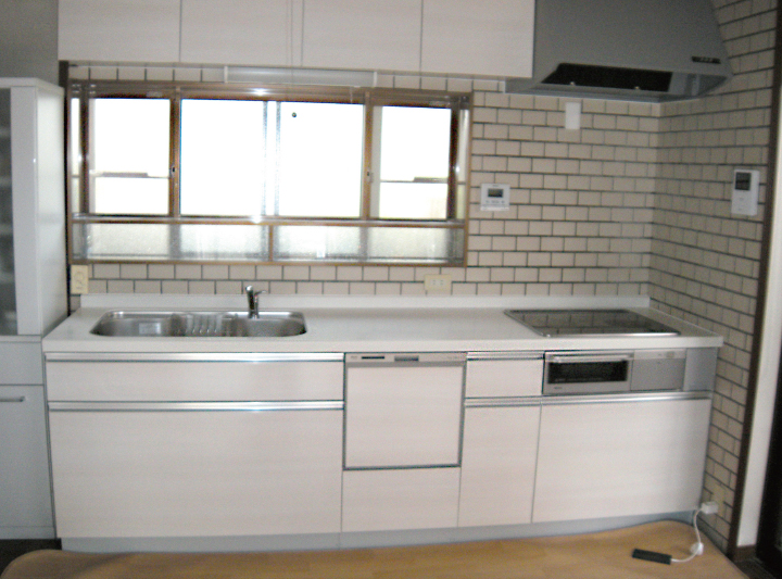 サン・リフォーム岩国市_キッチン_施工後01.jpg