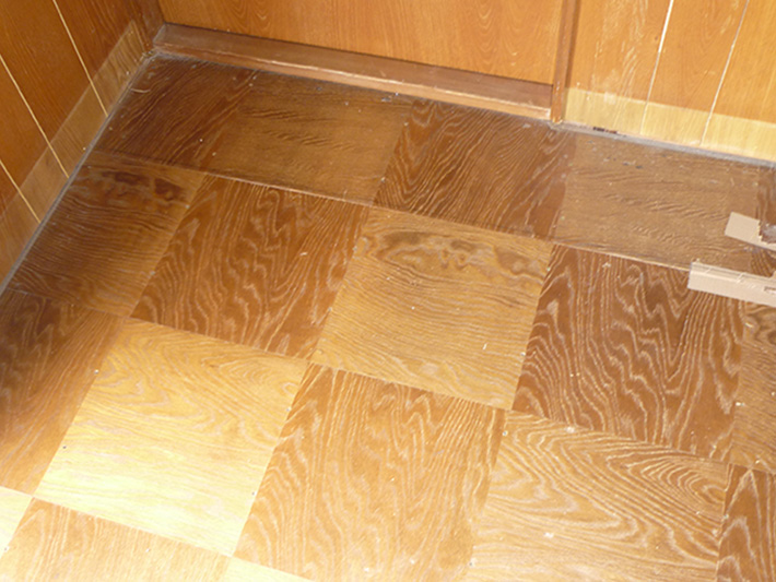 saeki-yuka-flooring-before.JPG
